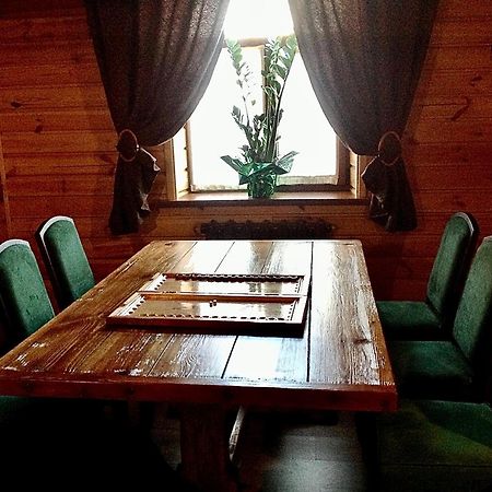 Hotel Bannyi Dvor Uzyn Bagian luar foto