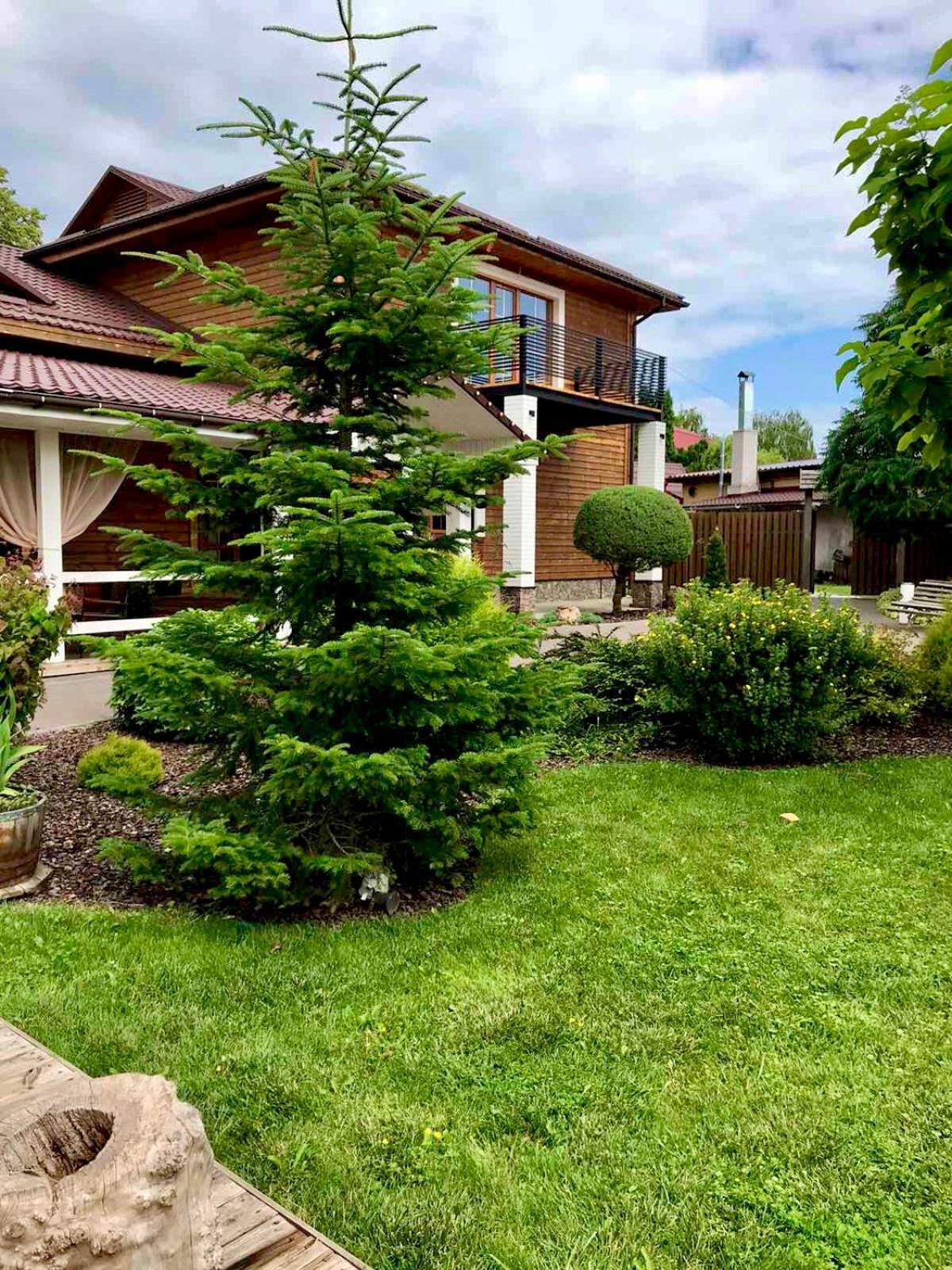 Hotel Bannyi Dvor Uzyn Bagian luar foto